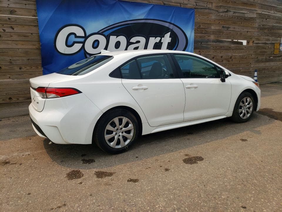 2021 TOYOTA COROLLA LE 3