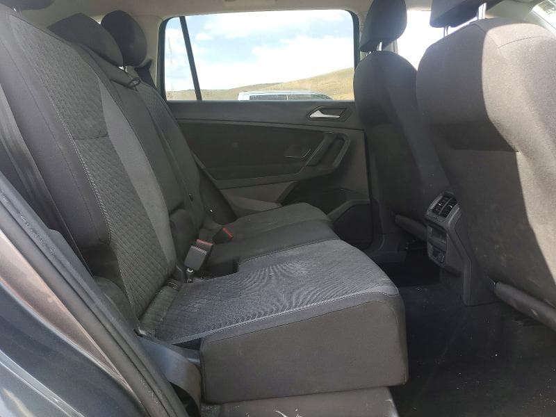2019 VOLKSWAGEN TIGUAN S 11