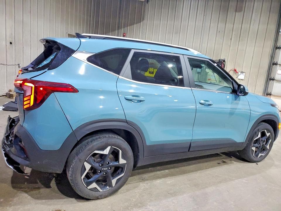 2024 KIA SELTOS EX 3