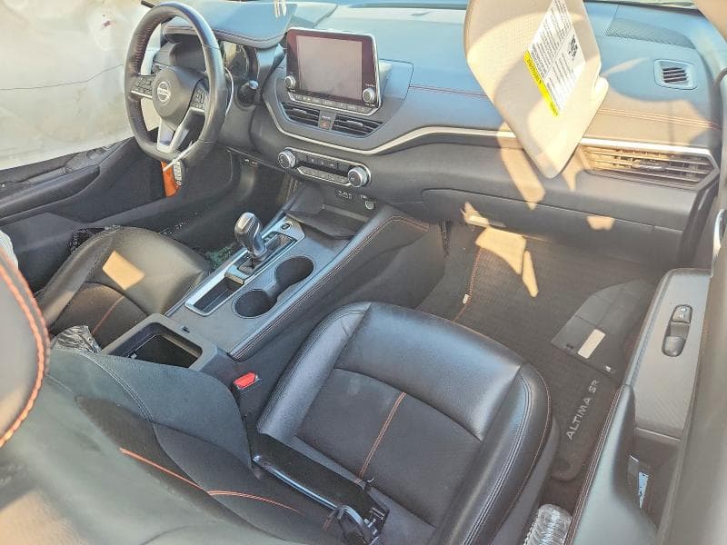 2022 NISSAN ALTIMA SR 8