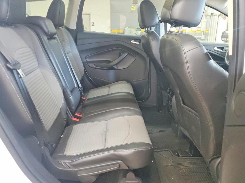 2017 FORD ESCAPE SE 11