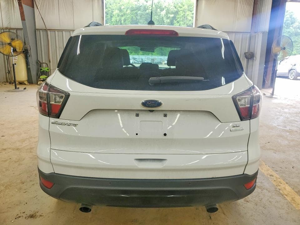2017 FORD ESCAPE SE 6