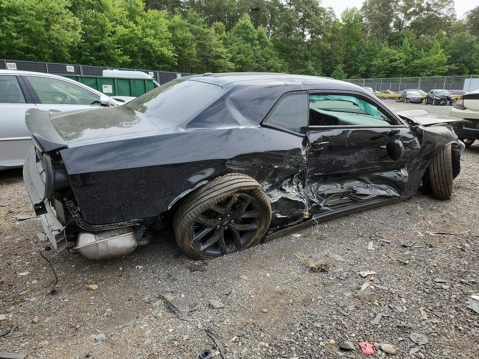 2022 DODGE CHALLENGER GT 3