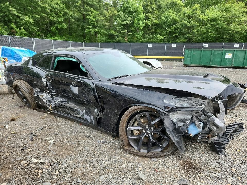 2022 DODGE CHALLENGER GT 4
