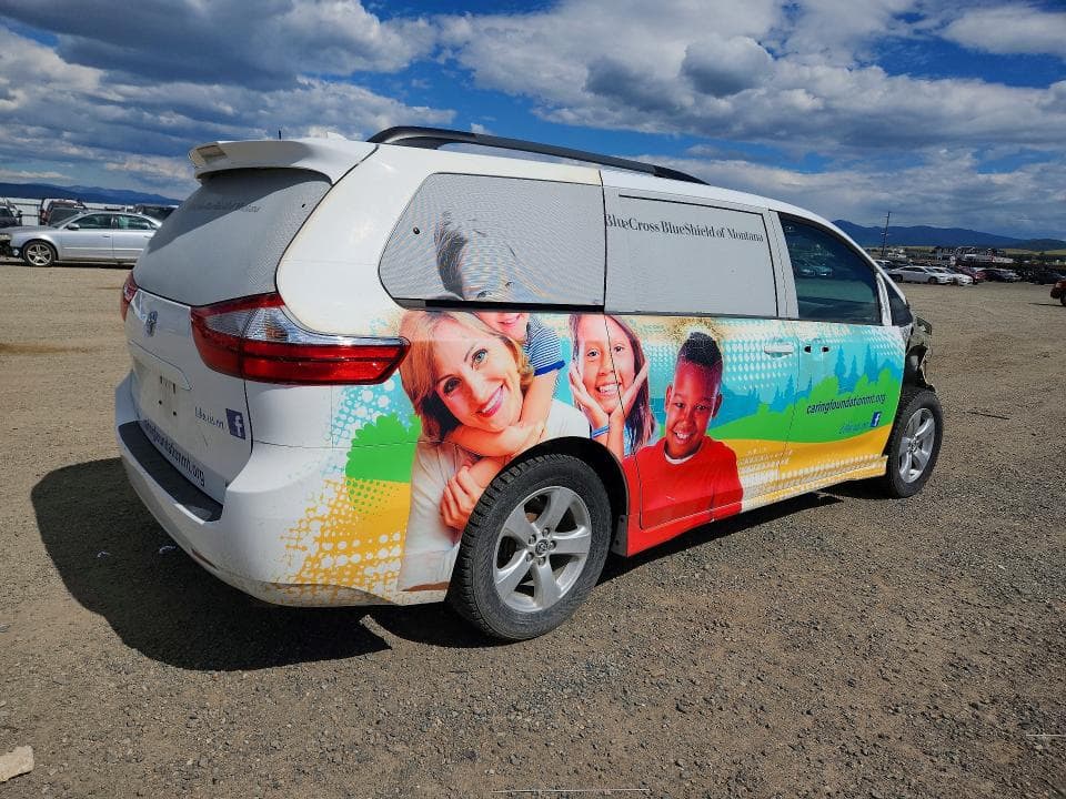 2018 TOYOTA SIENNA LE LE 3