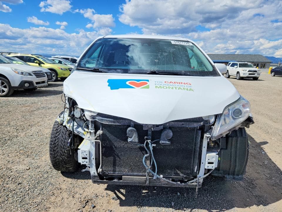 2018 TOYOTA SIENNA LE LE 5