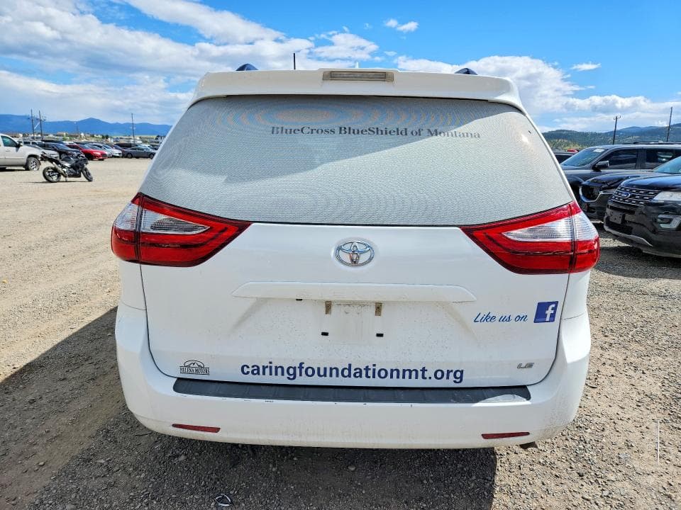 2018 TOYOTA SIENNA LE LE 6