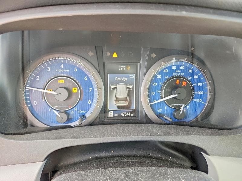 2018 TOYOTA SIENNA LE LE 9