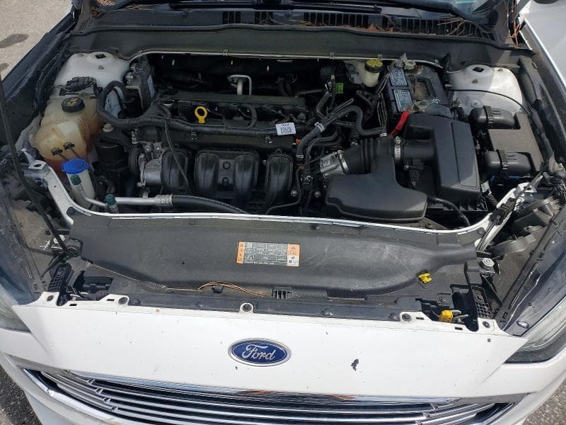 2017 FORD FUSION SE 11