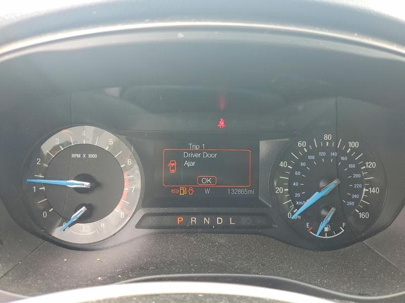 2017 FORD FUSION SE 9
