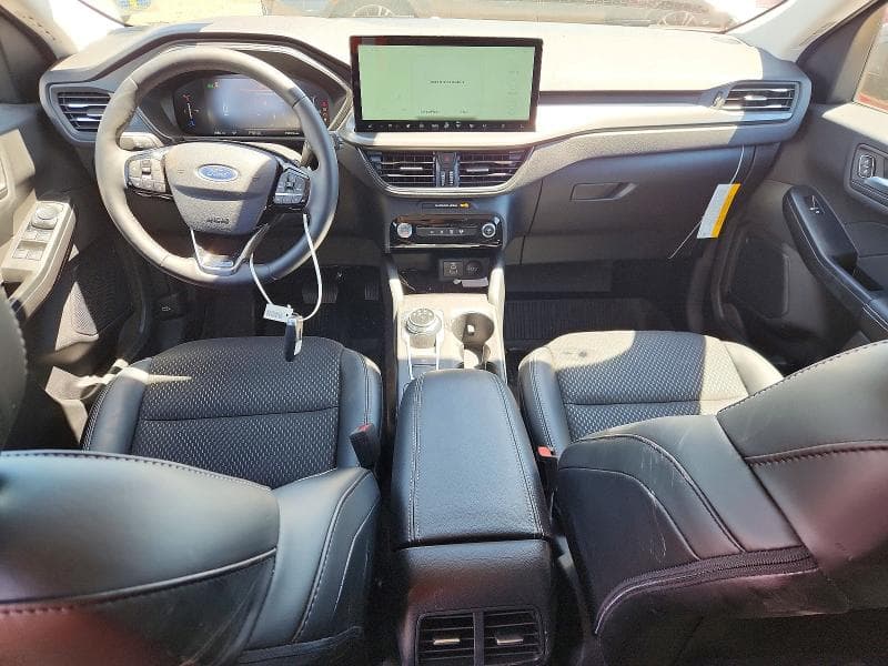 2026 FORD ESCAPE 8