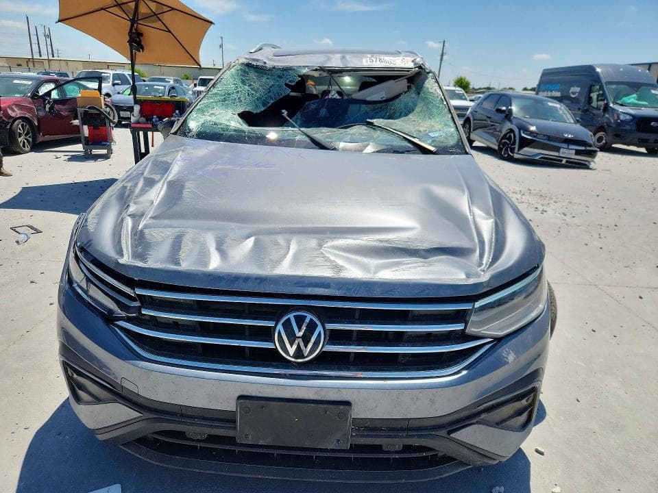 2023 VOLKSWAGEN TIGUAN SE 5