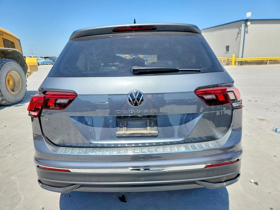 2023 VOLKSWAGEN TIGUAN SE 6