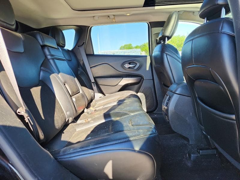 2019 JEEP CHEROKEE LATITUDE PLUS 11