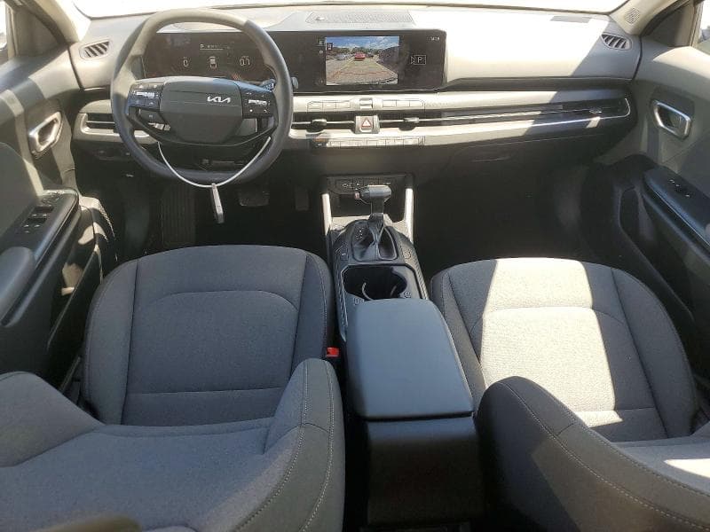 2025 KIA K4 LXS 8