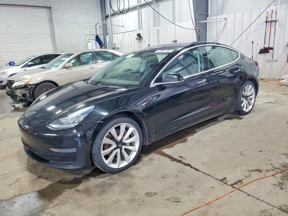 2018 TESLA MODEL 3 - 1