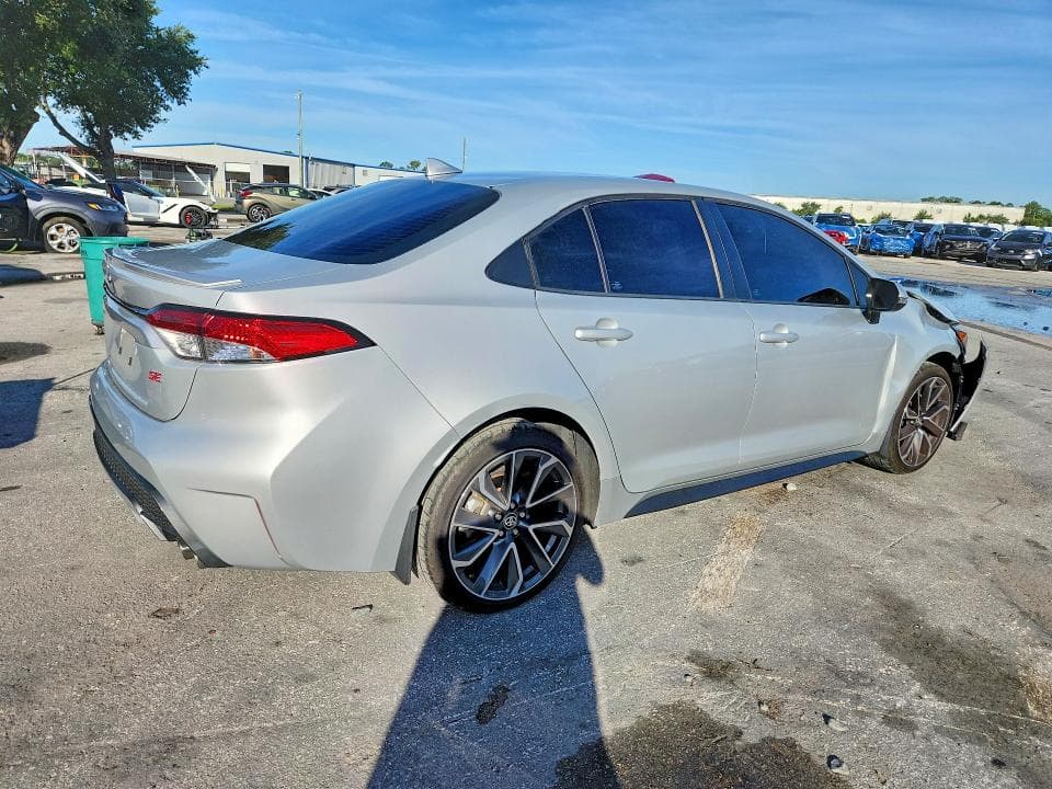 2020 TOYOTA COROLLA SE 3