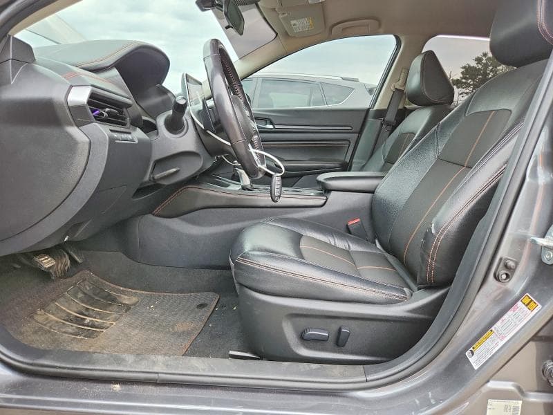 2022 NISSAN ALTIMA SR 7