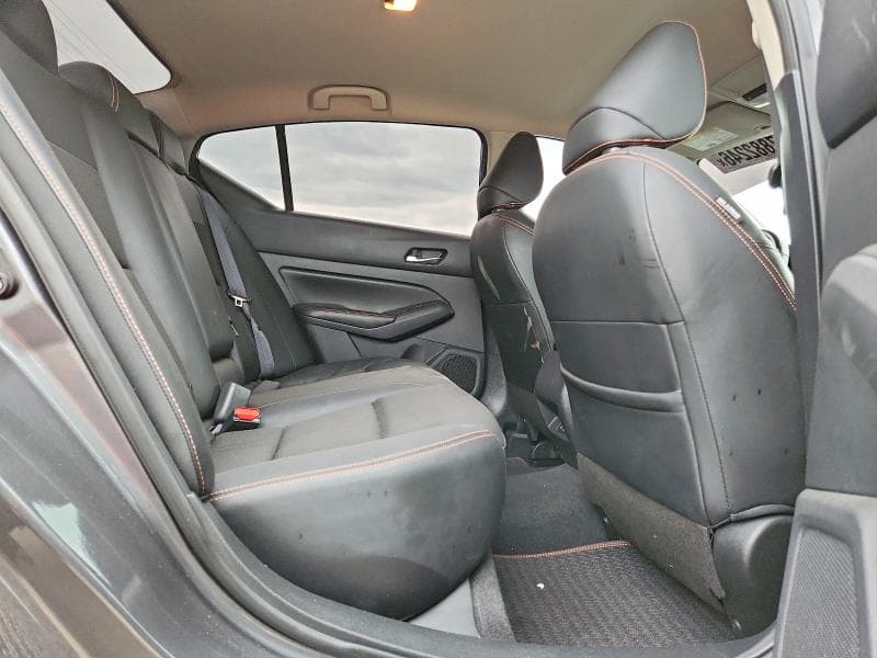 2022 NISSAN ALTIMA SR 10
