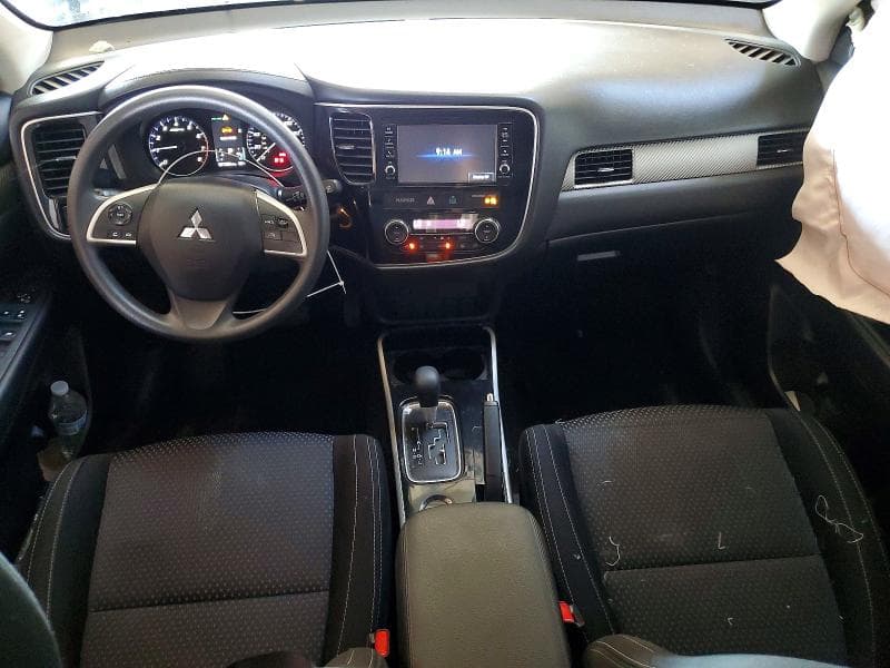 2018 MITSUBISHI OUTLANDER ES 8