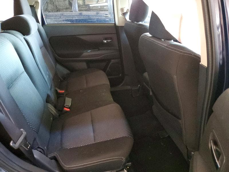 2018 MITSUBISHI OUTLANDER ES 10