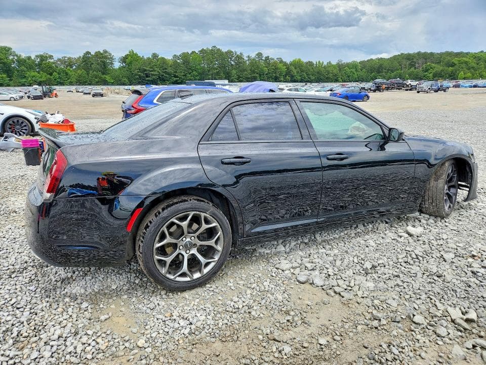 2017 CHRYSLER 300 S 3