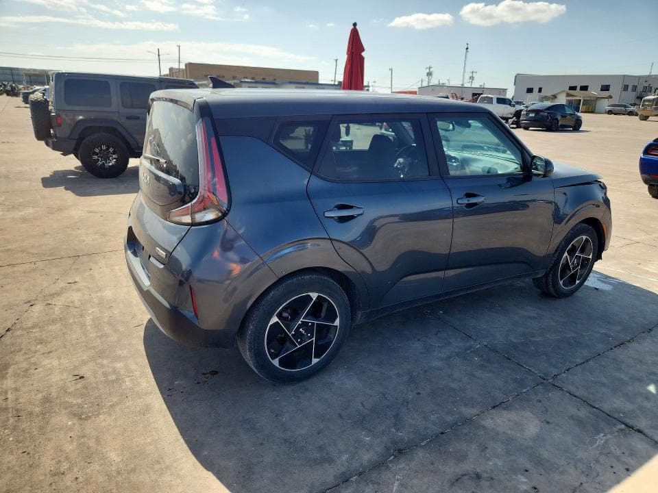 2025 KIA SOUL 3