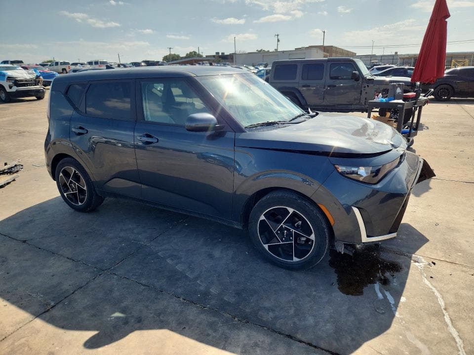 2025 KIA SOUL 4