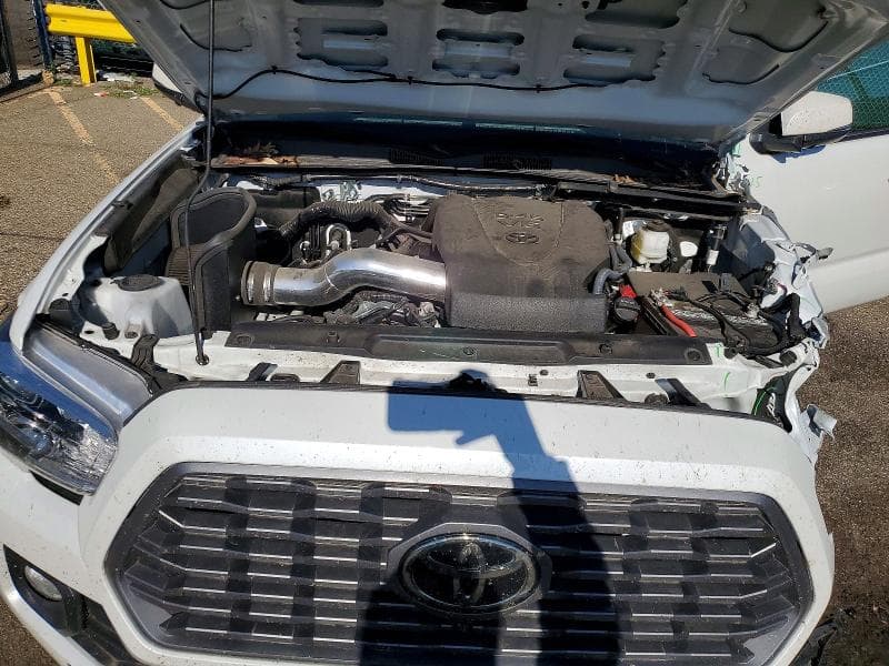 2022 TOYOTA TACOMA TRD SPORT 11