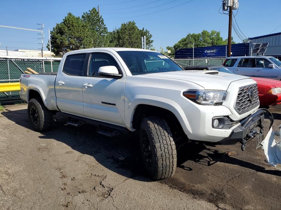 2022 TOYOTA TACOMA TRD SPORT 4