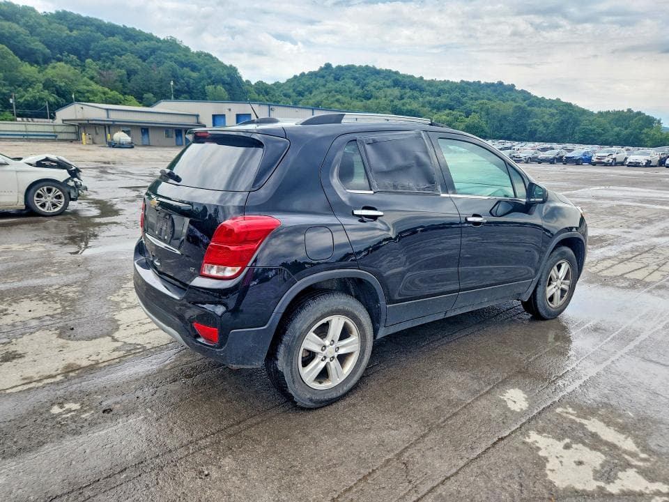 2020 CHEVROLET TRAX 1LT 3