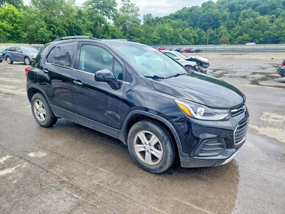 2020 CHEVROLET TRAX 1LT 4