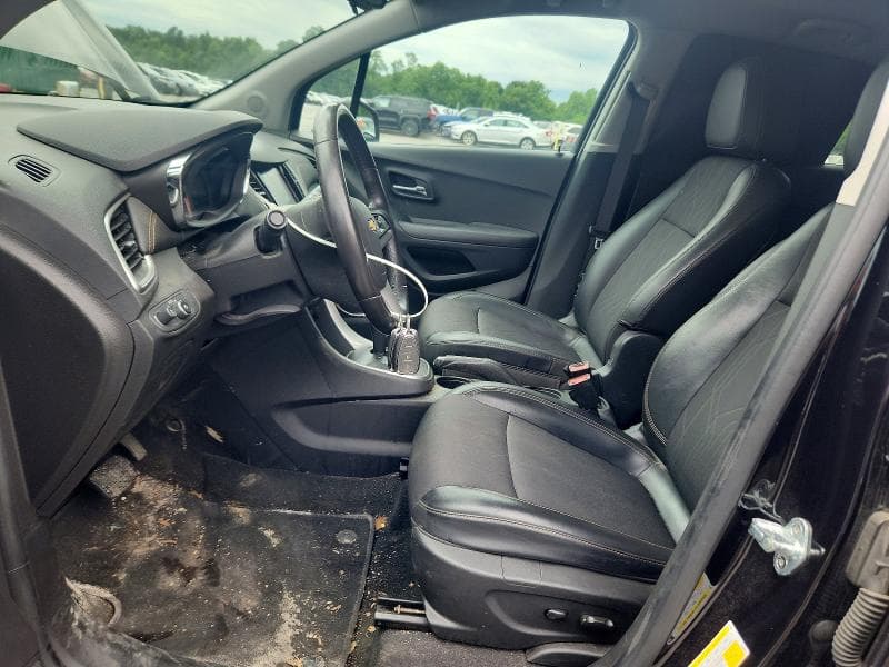 2020 CHEVROLET TRAX 1LT 7
