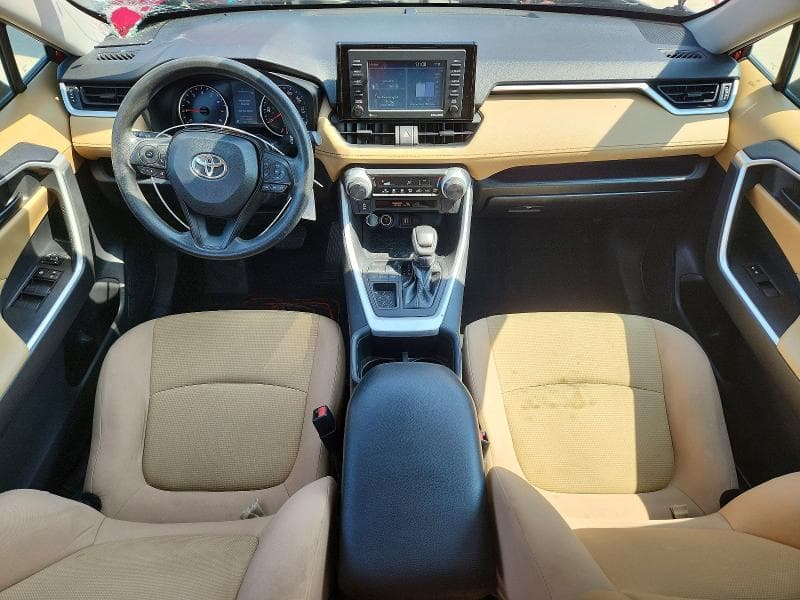 2022 TOYOTA RAV4 LE LE 8