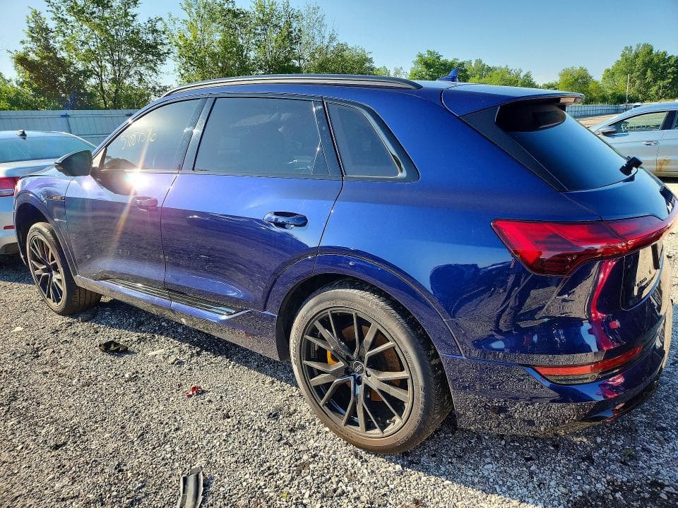 2022 AUDI E-TRON CHRONOS 2
