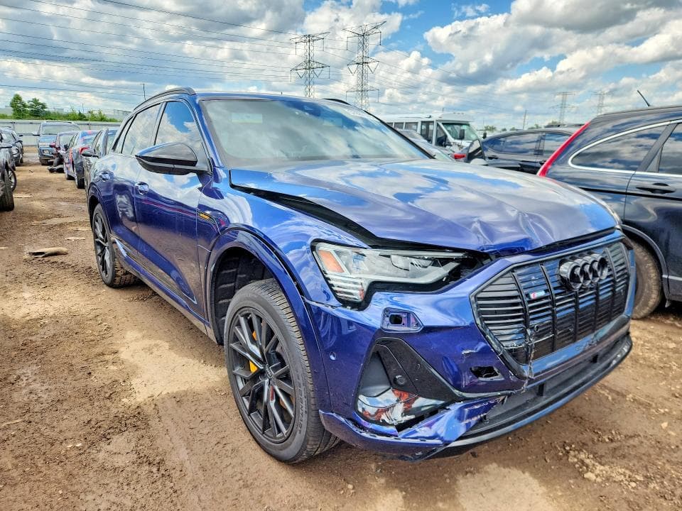 2022 AUDI E-TRON CHRONOS 4