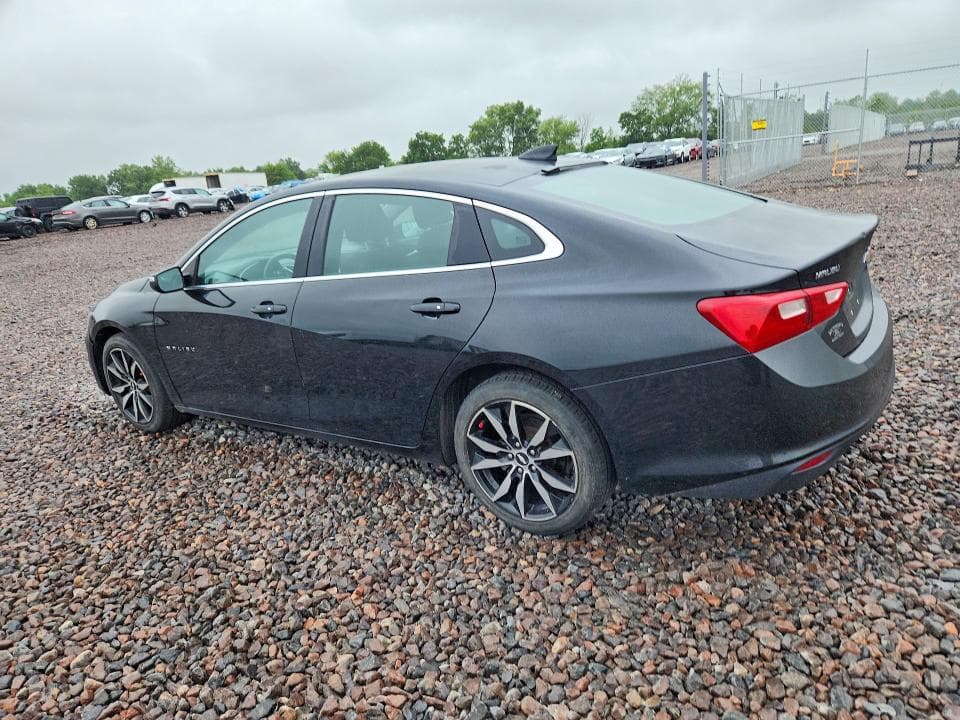 2017 CHEVROLET MALIBU LT 2