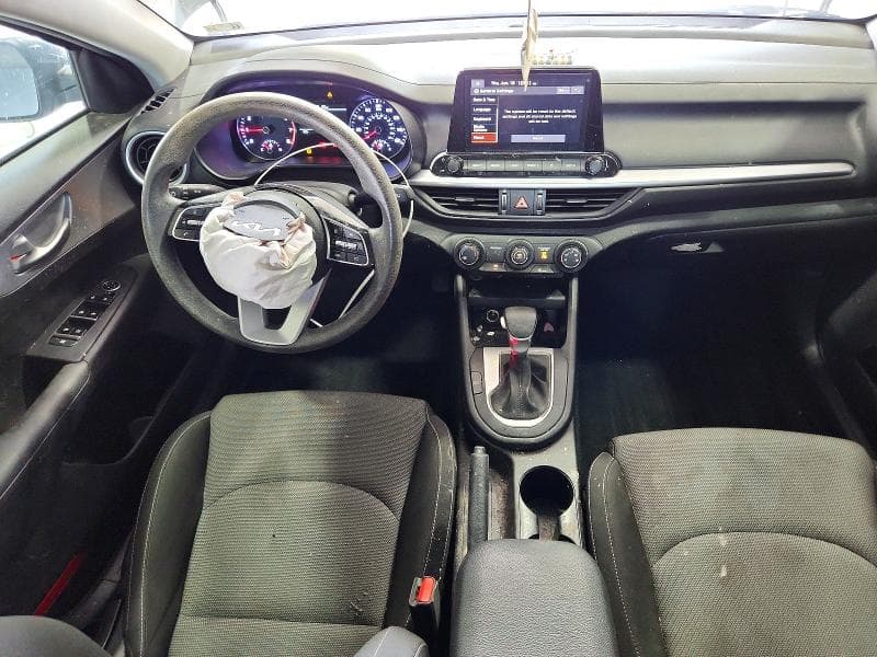 2023 KIA FORTE LXS 8