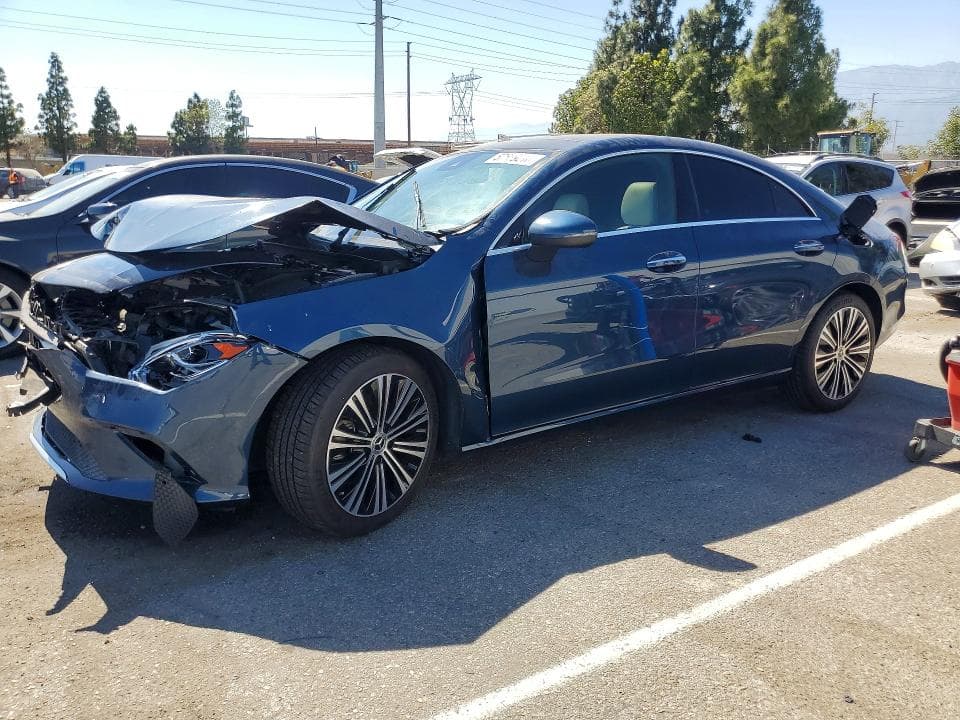 2022 MERCEDES-BENZ CLA 250 - 1
