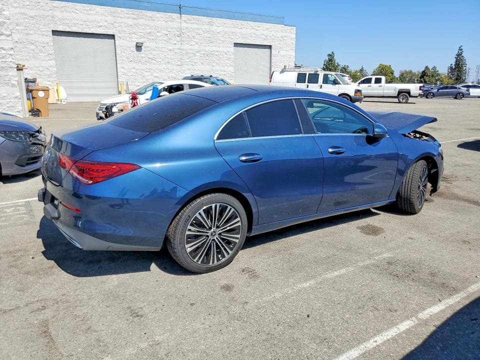 2022 MERCEDES-BENZ CLA 250 3