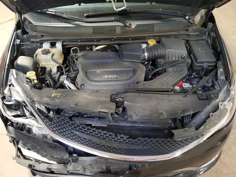 2017 CHRYSLER PACIFICA TOURING L 12