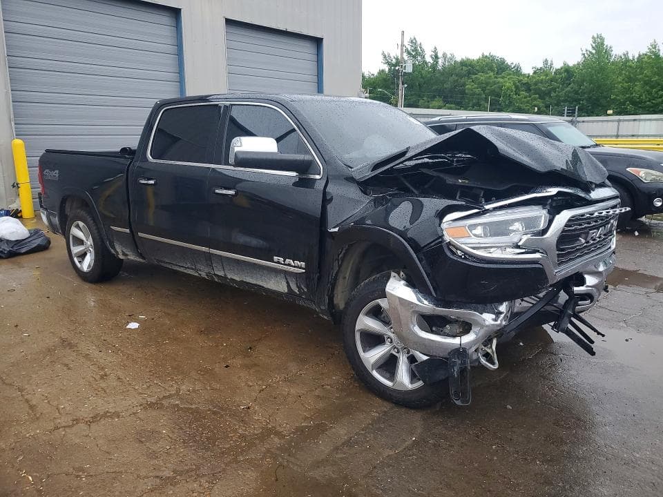 2019 RAM 1500 SPORT 4