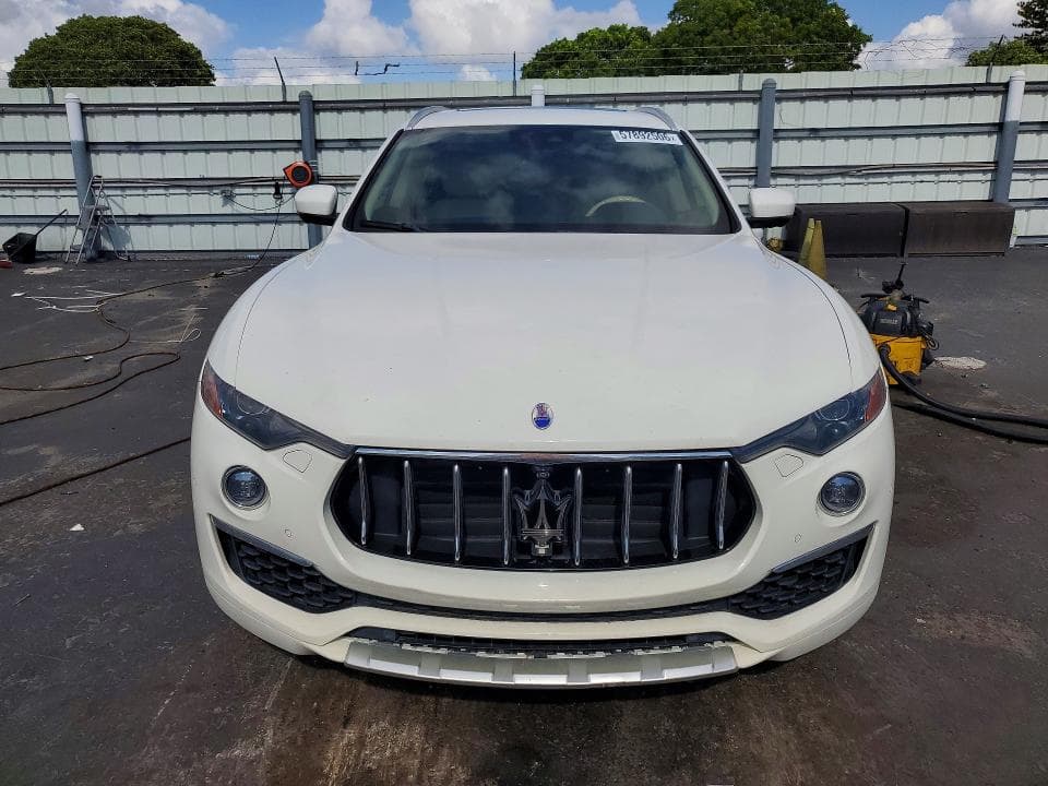 2019 MASERATI LEVANTE 5