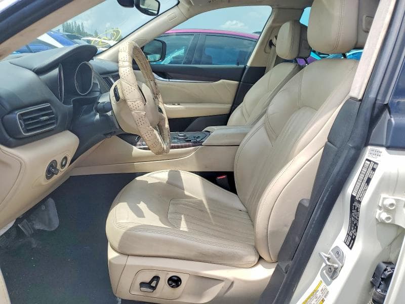 2019 MASERATI LEVANTE 7