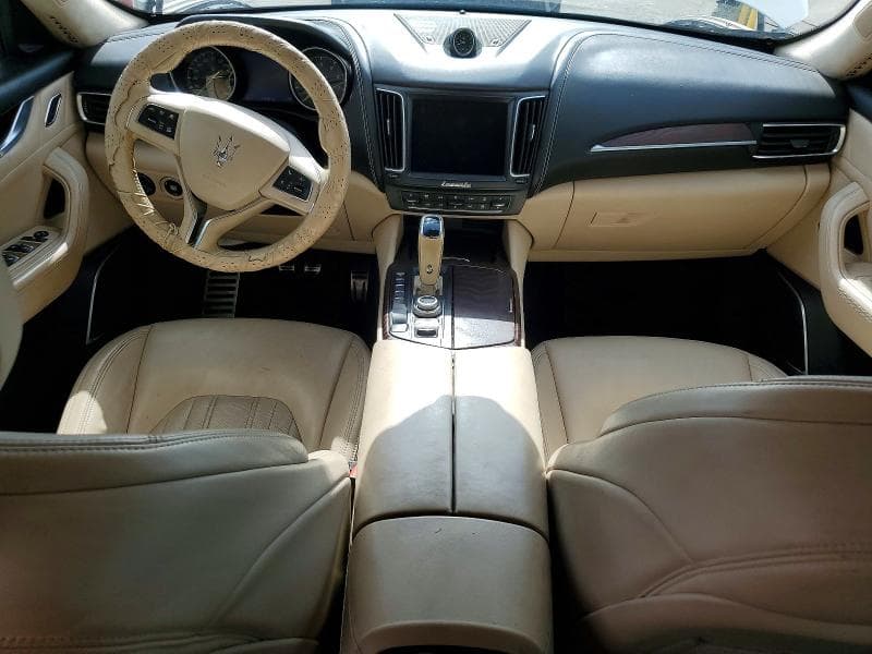 2019 MASERATI LEVANTE 8