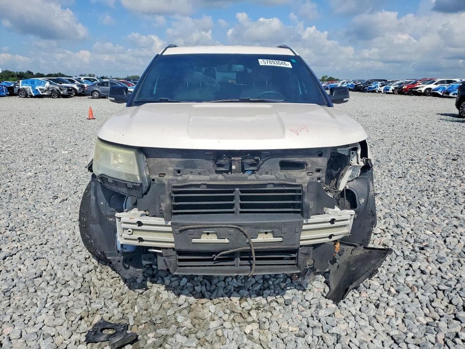 2017 FORD EXPLORER XLT 5