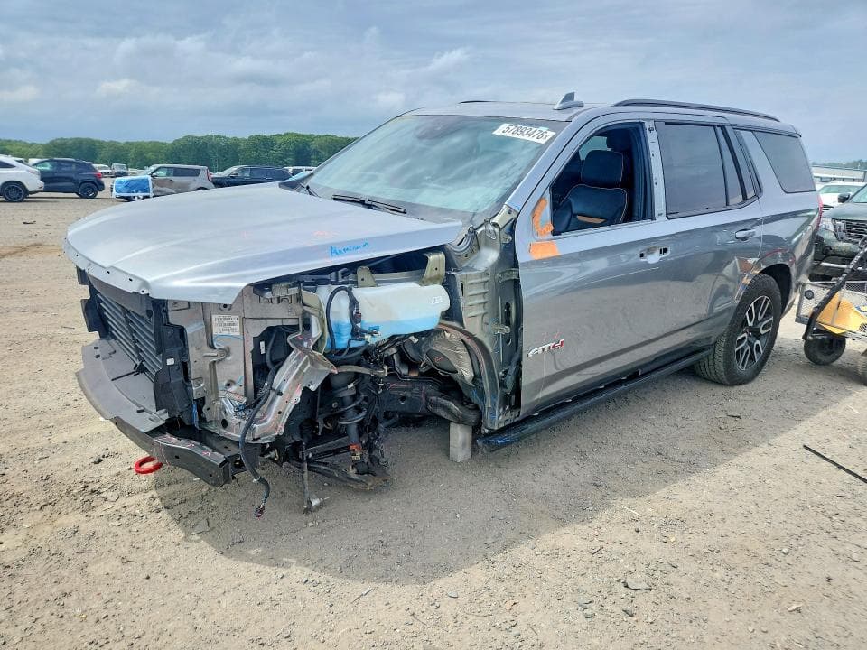 2023 GMC YUKON AT4 - 1
