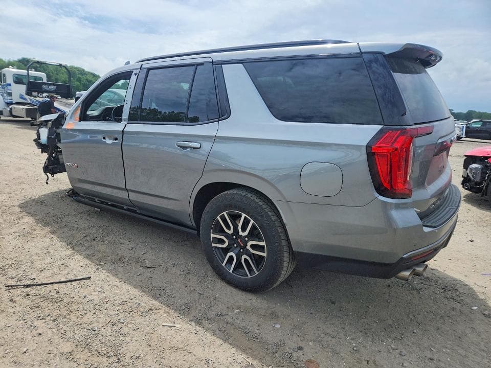 2023 GMC YUKON AT4 2