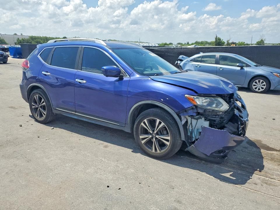 2018 NISSAN ROGUE SL 4