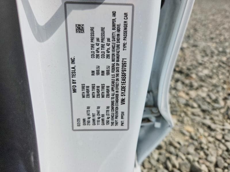 2025 TESLA MODEL 3 12